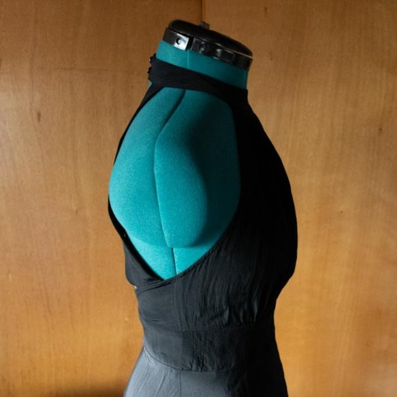 Zara 100% Viscose Black Sleeveless and Backless Halter Top Midi Dress womens S - Picture 4 of 13